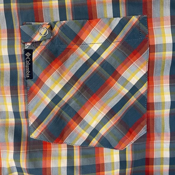 COLUMBIA SPORTSWEAR Snap Button Camp Casual Shirt Cotton Colorful Plaid Mens XL - Picture 2 of 3